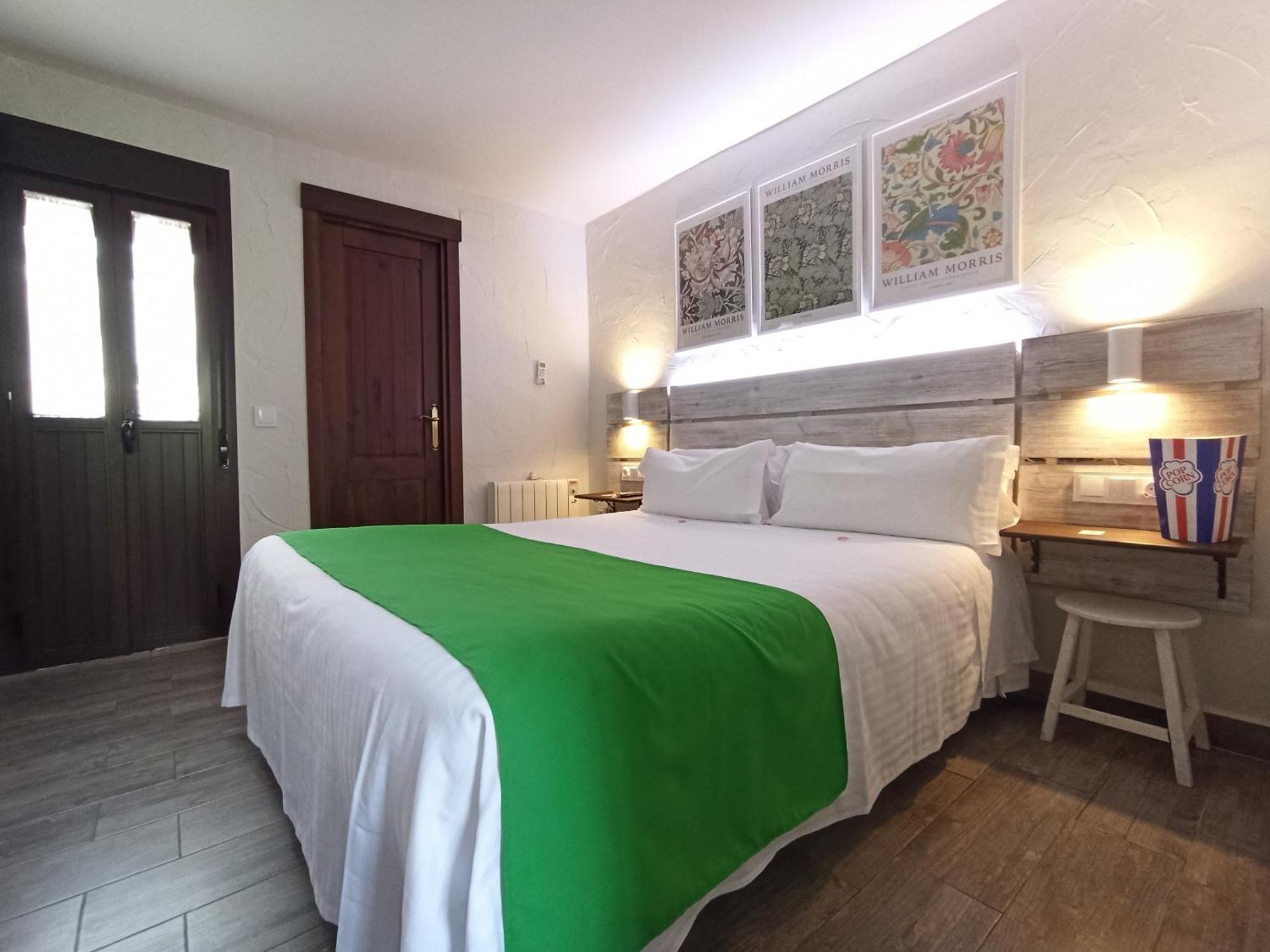 La Jarana Casa Hotel Zahara De La Sierra Eksteriør billede